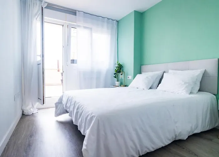 Lujoso ático Entre 2 Playas Con Garaje, Terraza, Vistas Y Wifi Apartamento Gijón