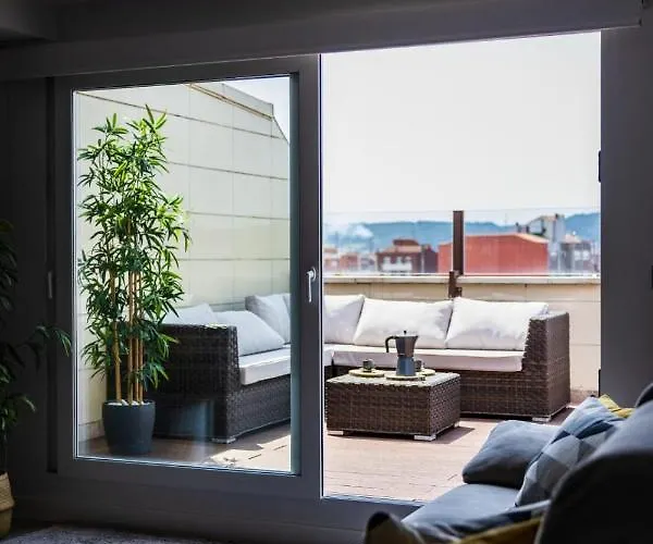 Apartamento Lujoso ático Entre 2 Playas Con Garaje, Terraza, Vistas Y Wifi Gijón