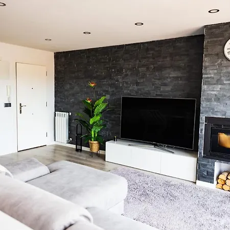 شقة Lujoso Atico Entre 2 Playas Con Garaje, Terraza, Vistas Y Wifi *