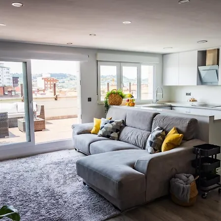 Lujoso Atico Entre 2 Playas Con Garaje, Terraza, Vistas Y Wifi شقة خيخون