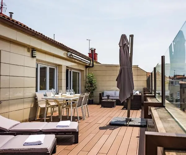 Lujoso Atico Entre 2 Playas Con Garaje, Terraza, Vistas Y Wifi * Хіхон