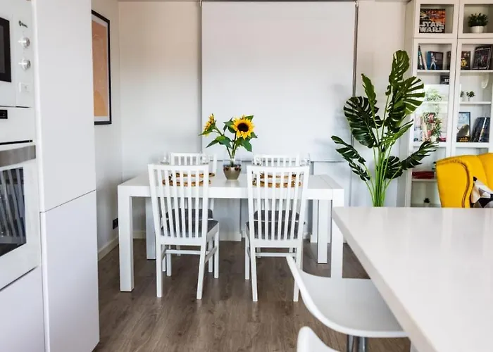 Lujoso Atico Entre 2 Playas Con Garaje, Terraza, Vistas Y Wifi Хіхон